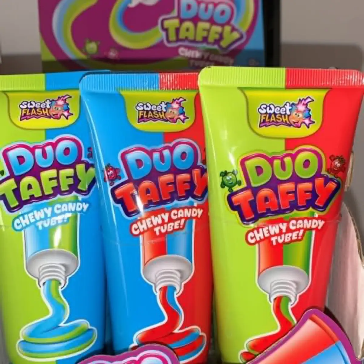 Chewy candy tube